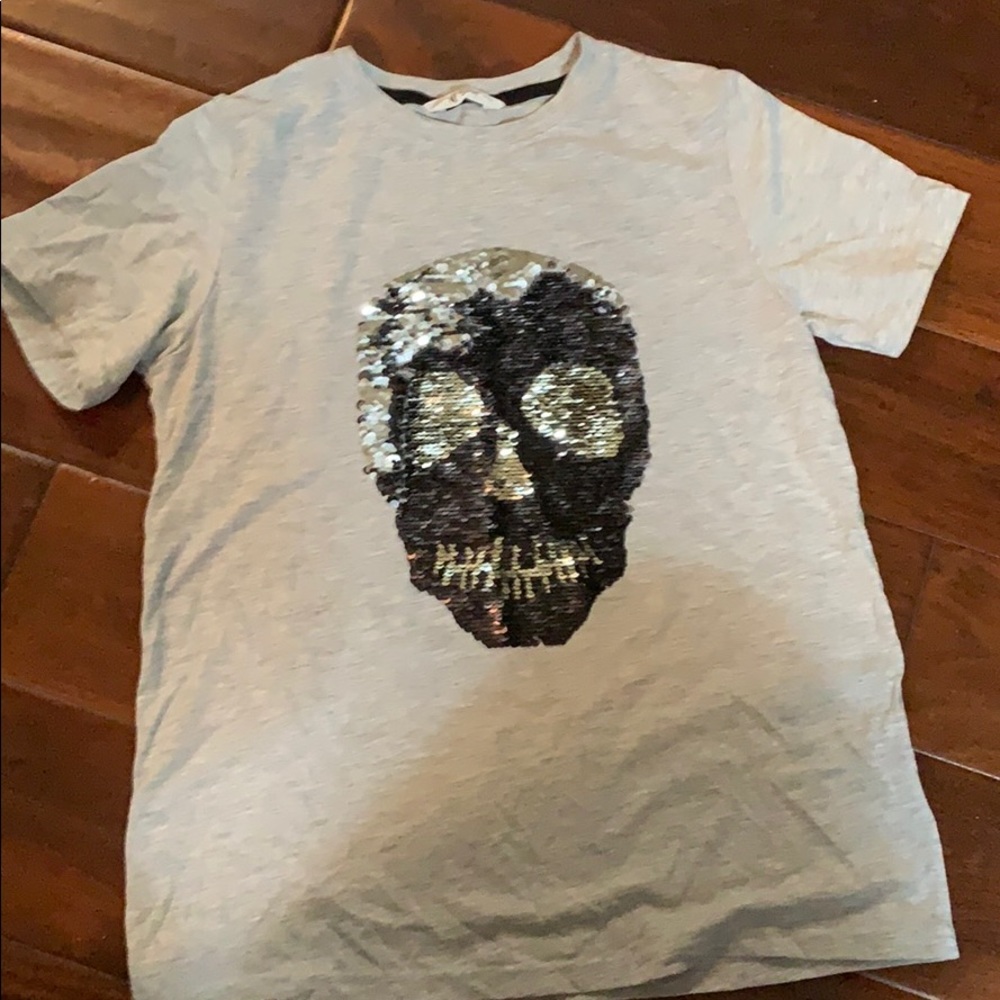 H&M  10-12Y sequin skull